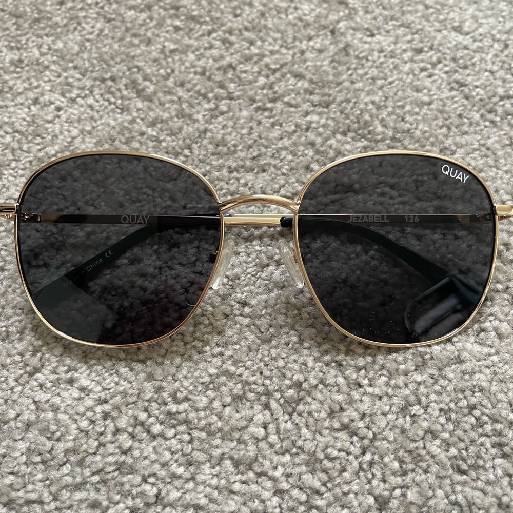 Quay sunglasses